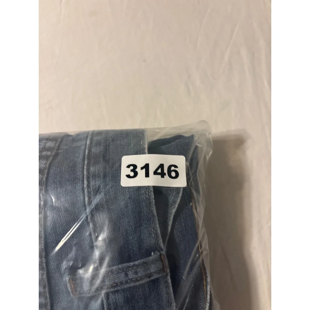 J. Crew Jeans Mens 38x32 Blue Good Medium Wash Straight Leg Denim Classic